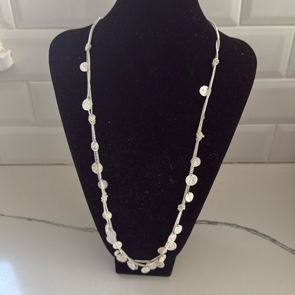 New Woman’s necklace
